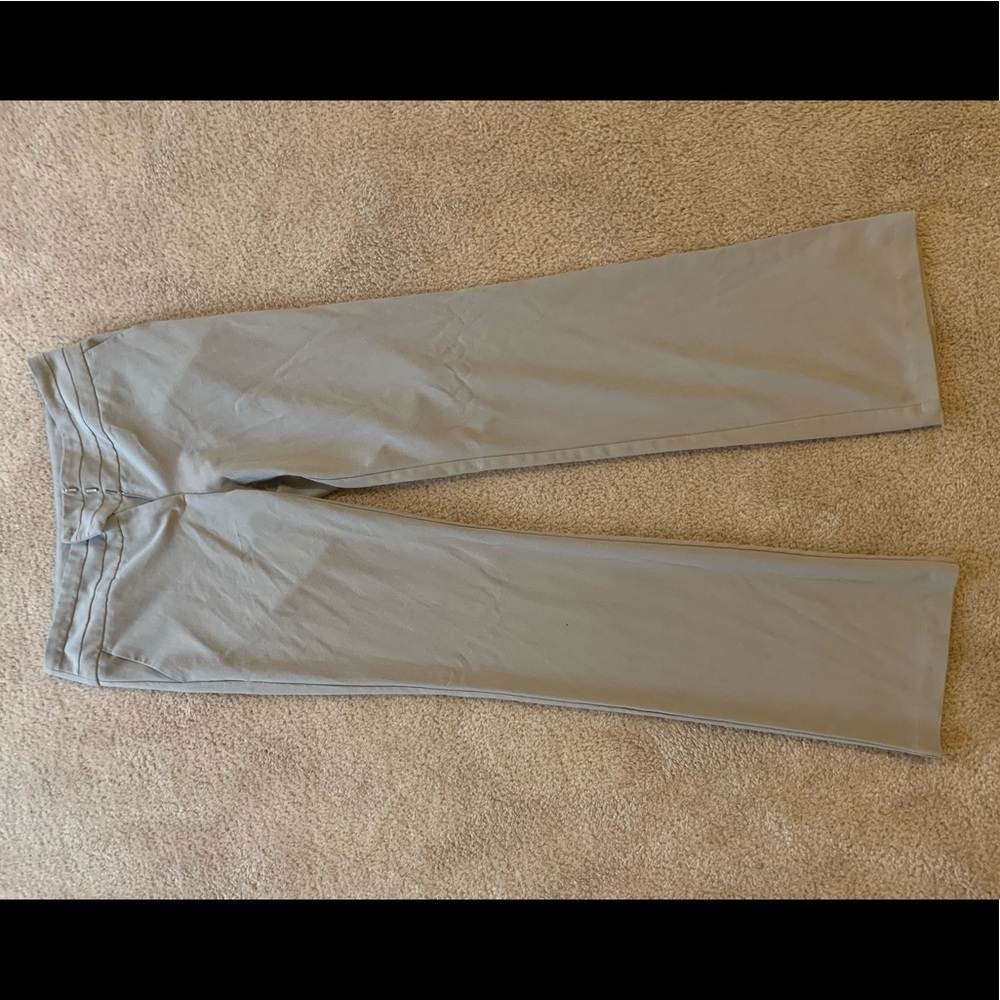 Pants from Papaya. Size Medium.